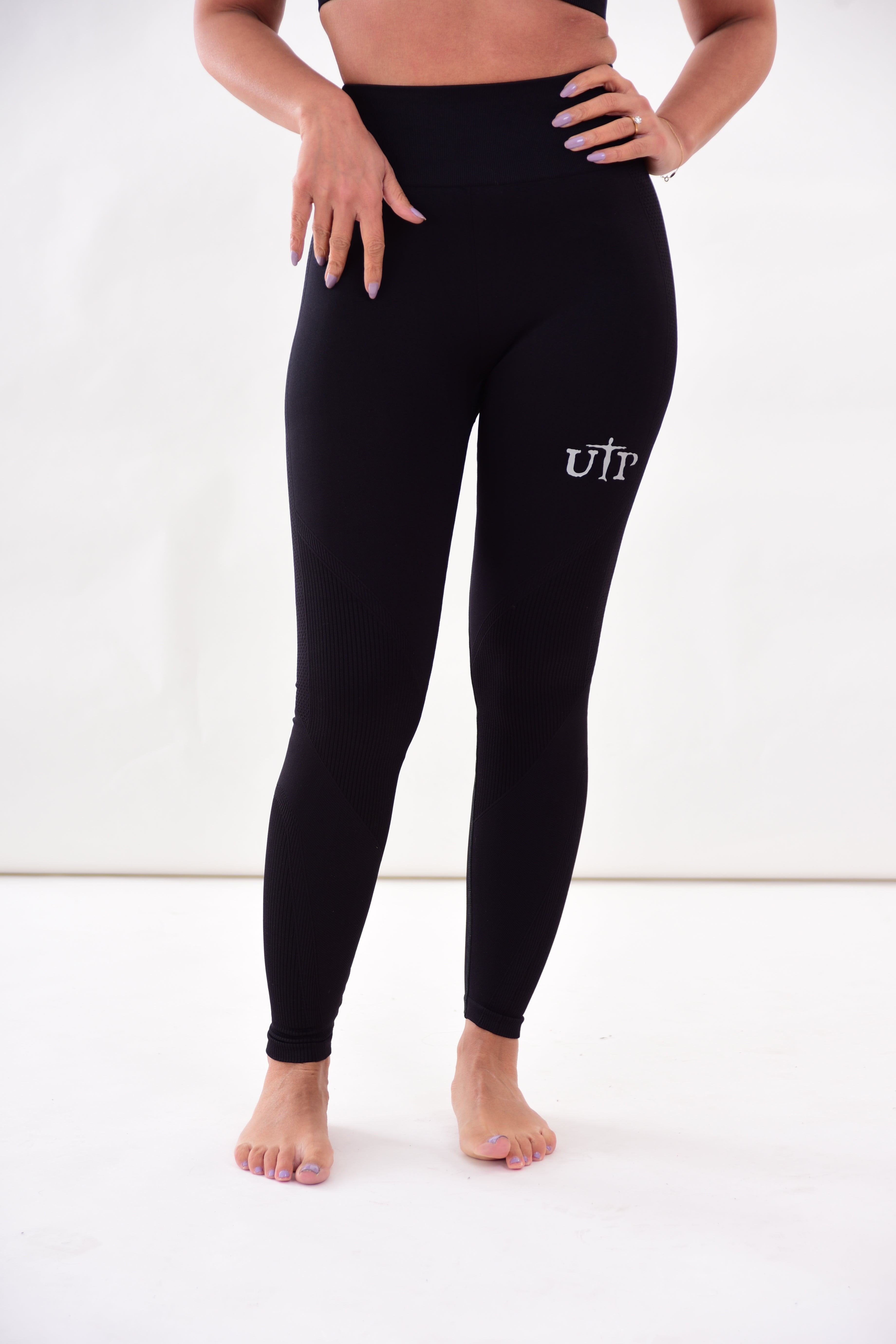 Womens "3D fit" Multi-Sport Sculpt Leggings